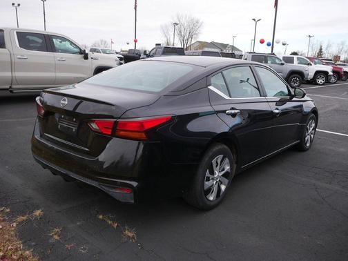 2024 Nissan Altima S FWD