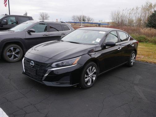 2024 Nissan Altima S FWD