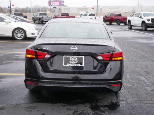 2024 Nissan Altima S FWD