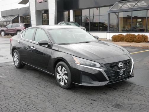 2024 Nissan Altima S FWD