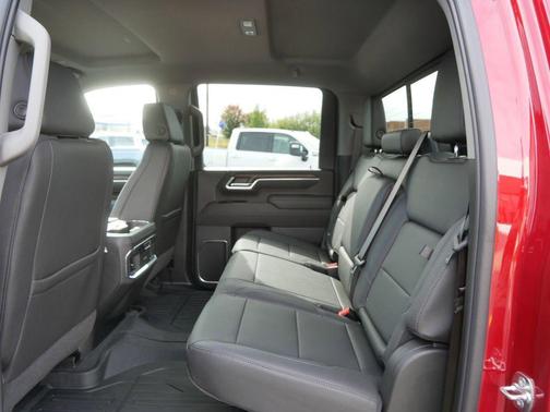 2026 GMC Sierra 3500 SLT