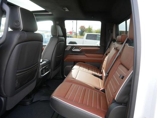 2026 GMC Sierra 3500 Denali