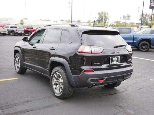 2022 Jeep Cherokee Trailhawk