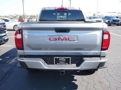2025 GMC Canyon AT4