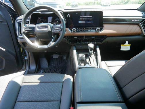 2025 GMC Canyon AT4