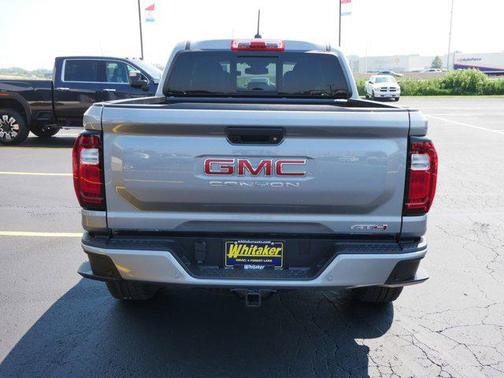 2025 GMC Canyon AT4