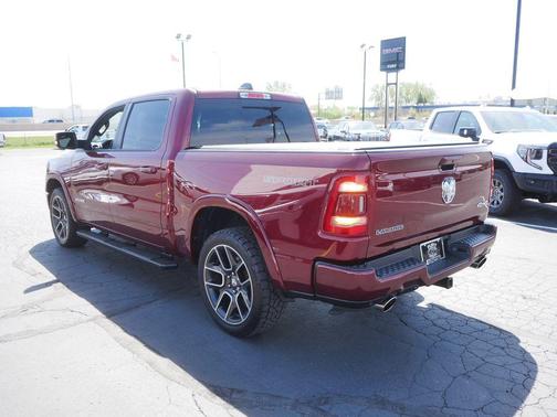 Delmonico Red Pearlcoat 2021 RAM 1500 Laramie