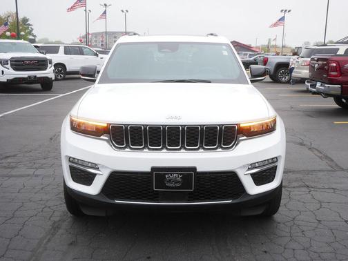 Bright White Clearcoat 2024 Jeep Grand Cherokee Limited