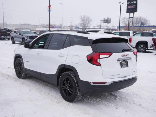 2023 GMC Terrain AWD AT4