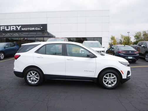 2022 Chevrolet Equinox LS