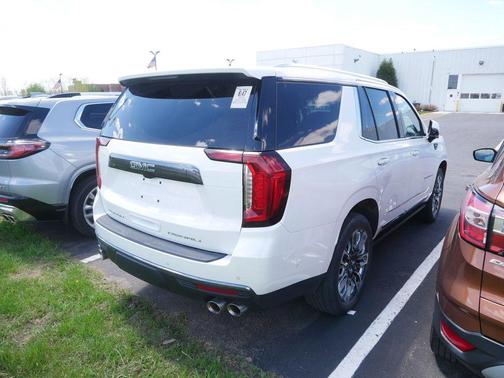 White 2023 GMC Yukon Denali Ultimate