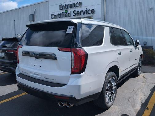 White 2023 GMC Yukon Denali Ultimate
