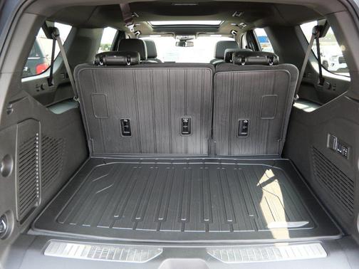 Volcanic Red Tintcoat 2026 GMC Yukon XL Denali