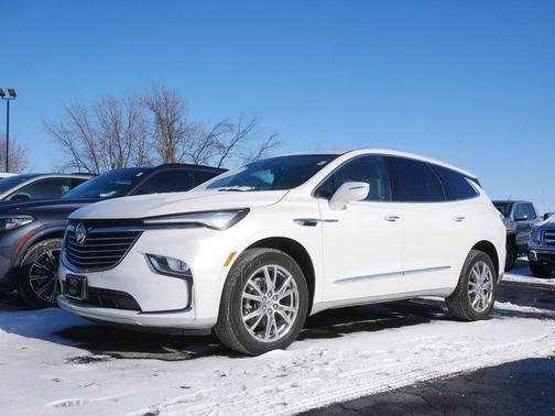 2023 Buick Enclave Essence AWD