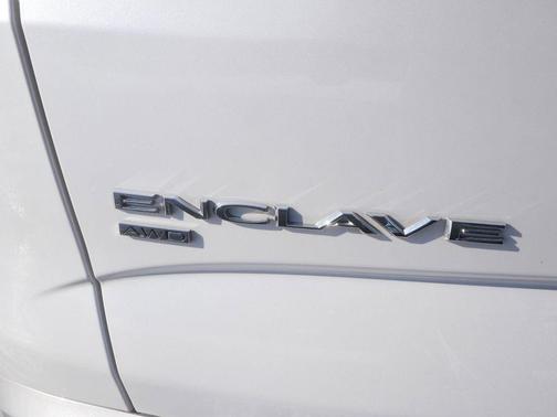 2023 Buick Enclave Essence AWD