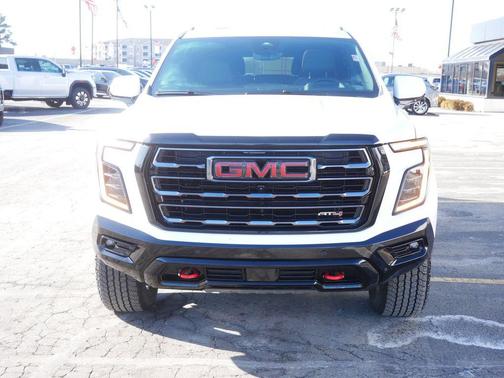 2025 GMC Yukon XL AT4 4WD