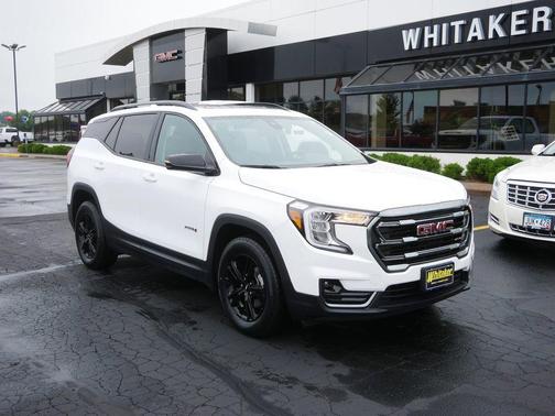 2024 GMC Terrain AWD AT4