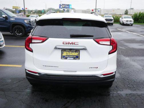 2024 GMC Terrain AWD AT4