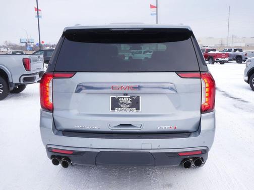 2024 GMC Yukon XL 4WD AT4