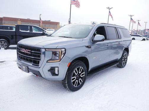2024 GMC Yukon XL 4WD AT4