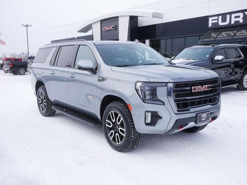 2024 GMC Yukon XL 4WD AT4