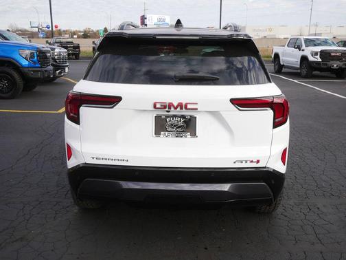 2026 GMC Terrain AWD AT4