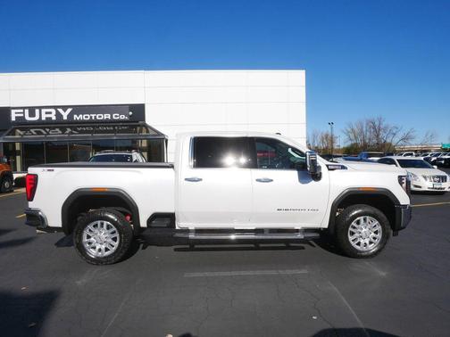 2024 GMC Sierra 3500 SLT