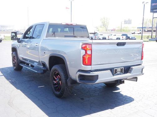 Sterling Gray Metallic 2024 Chevrolet Silverado 3500 High Country