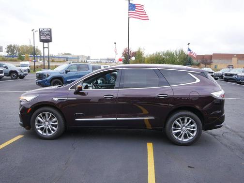 2022 Buick Enclave AWD Avenir