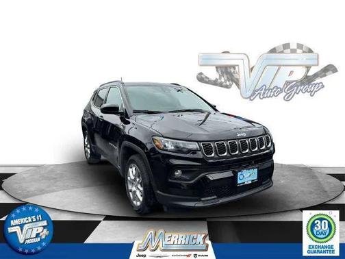 2024 Jeep Compass Latitude Lux FWD