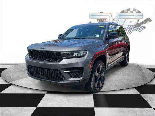 2023 Jeep Grand Cherokee Altitude 4x4