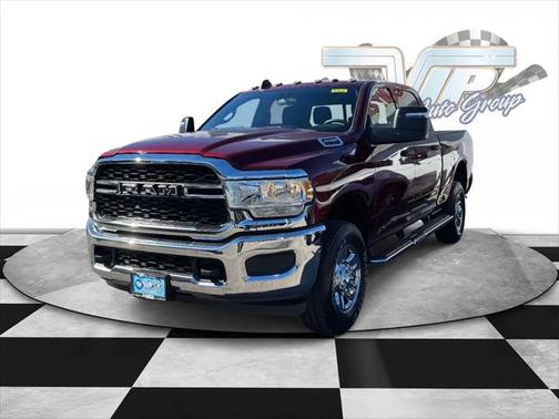2023 RAM 2500 Tradesman Crew Cab 4x4 64' Box