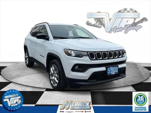 2024 Jeep Compass Latitude Lux FWD
