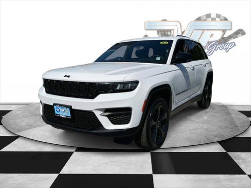 2023 Jeep Grand Cherokee Altitude 4x4