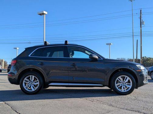 2020 Audi Q5 45 Premium