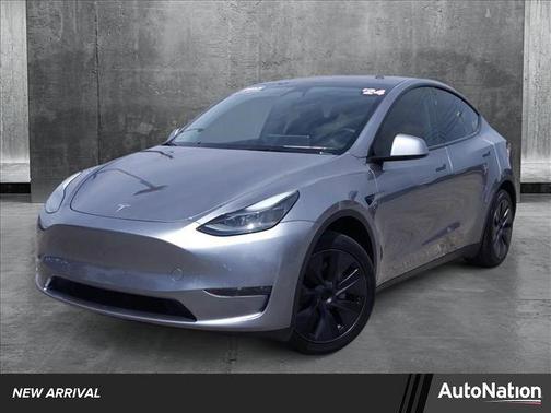2024 Tesla Model Y Long Range Dual Motor All-Wheel Drive