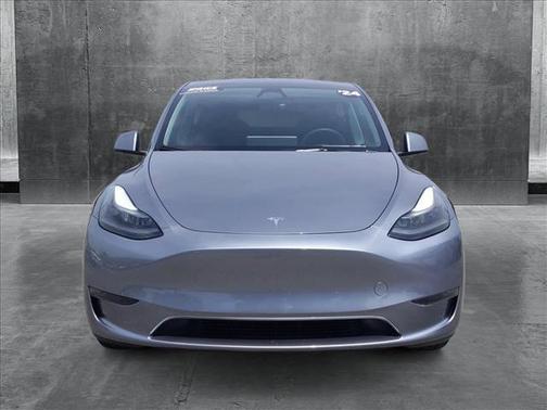 2024 Tesla Model Y Long Range Dual Motor All-Wheel Drive