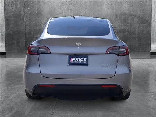 2024 Tesla Model Y Long Range Dual Motor All-Wheel Drive