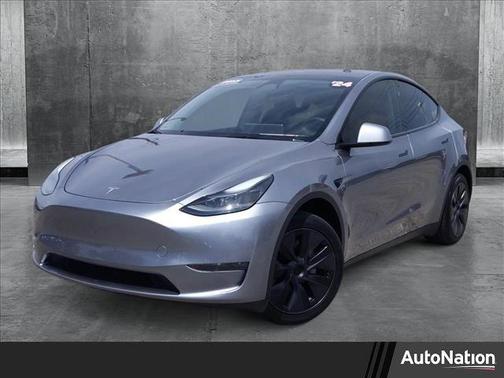 2024 Tesla Model Y Long Range Dual Motor All-Wheel Drive