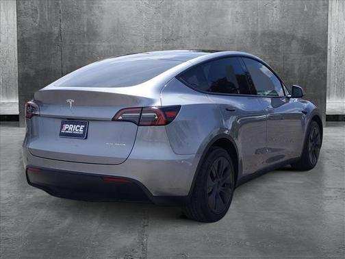 2024 Tesla Model Y Long Range Dual Motor All-Wheel Drive