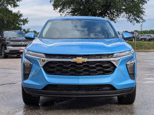 Marina Blue Metallic 2025 Chevrolet Trax LS