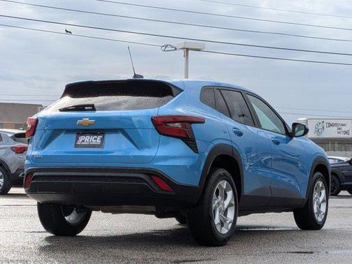 Marina Blue Metallic 2025 Chevrolet Trax LS