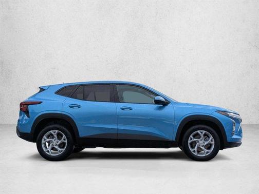 Marina Blue Metallic 2025 Chevrolet Trax LS