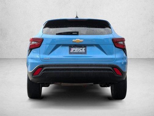 Marina Blue Metallic 2025 Chevrolet Trax LS