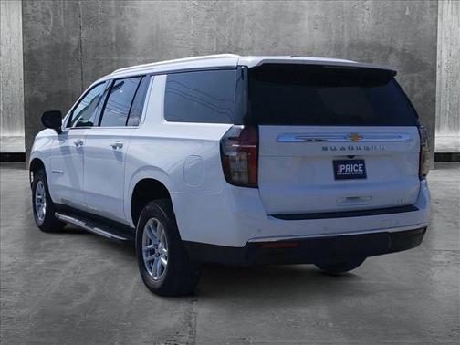 2023 Chevrolet Suburban LT