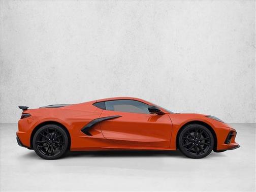 2026 Chevrolet Corvette Stingray w/2LT