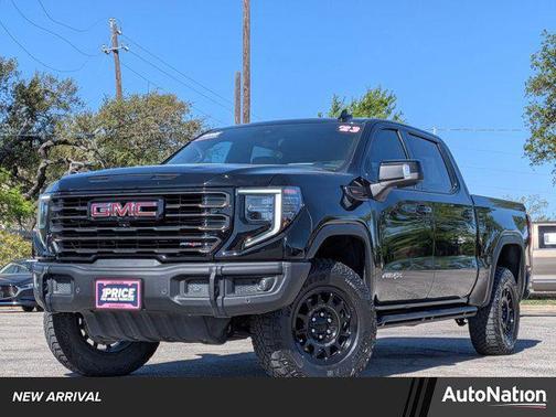 2023 GMC Sierra 1500 AT4X