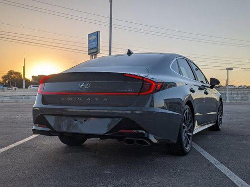 2020 Hyundai SONATA Limited