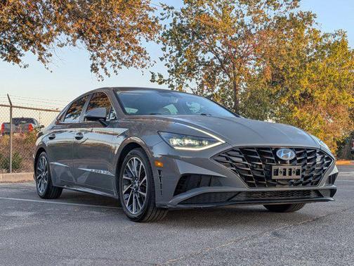 2020 Hyundai SONATA Limited