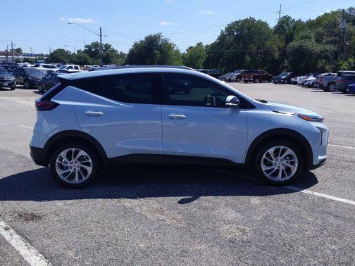 2023 Chevrolet Bolt EUV FWD LT